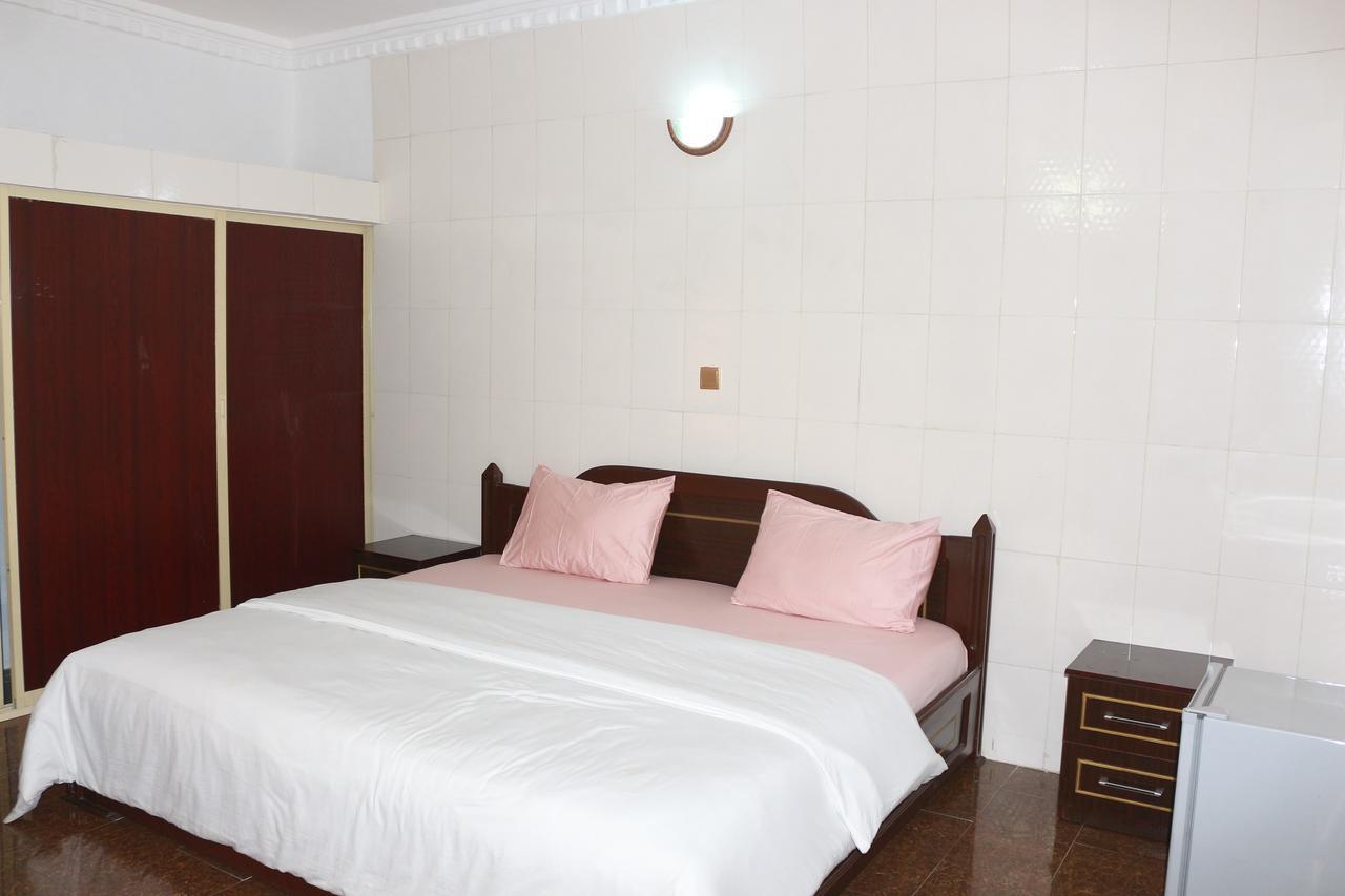 Cute Villa Hotel And Suites Uyo Dış mekan fotoğraf